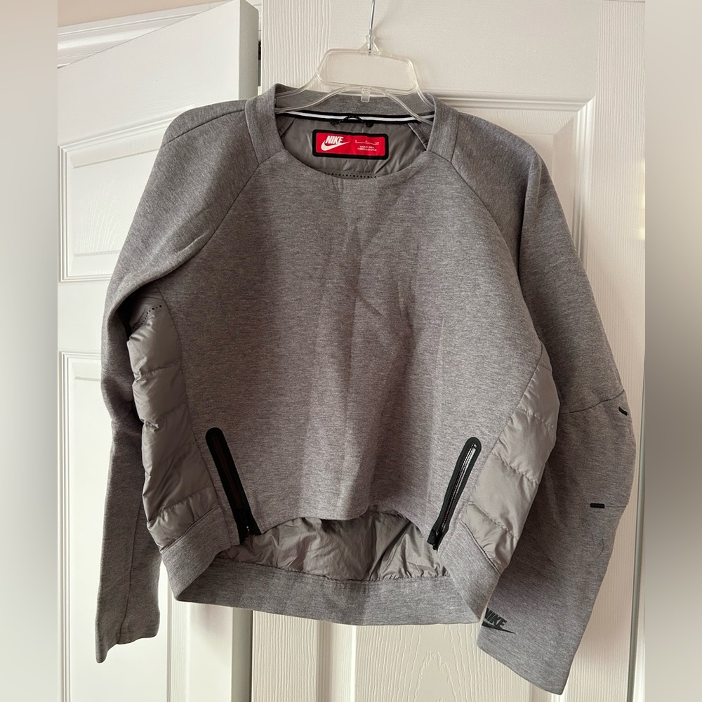 Nike sweatshirt